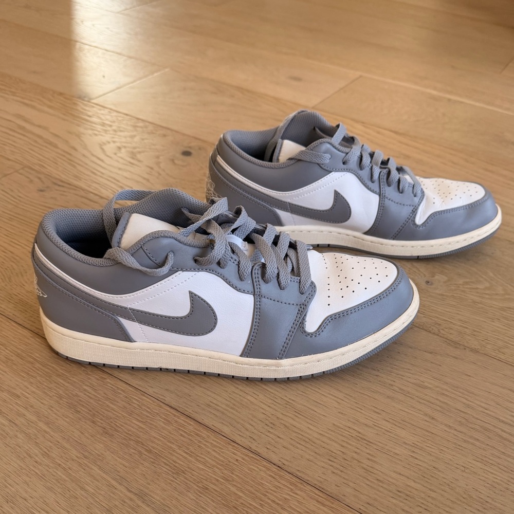 Men’s Air Jordan 1 Low Vintage Stealth Grey Size 11.5